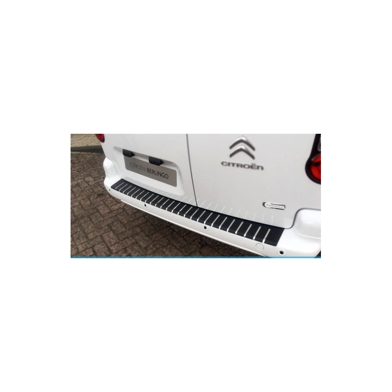 Protection de seuil de coffre Peugeot Partner II de Juillet 2008 à Juin 2018 - acier + feuille de carbone