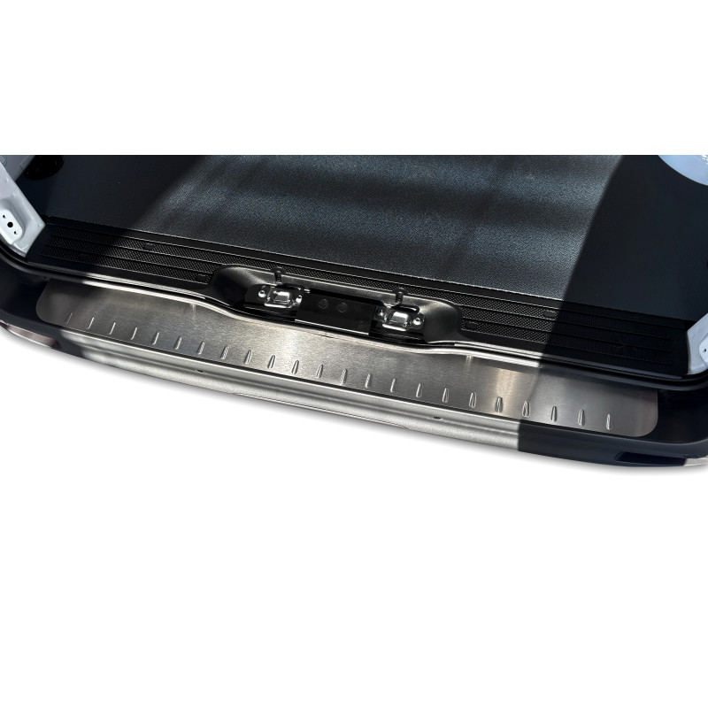 Protection de seuil de coffre Mercedes Vito à partir de Septembre 2014 - Acier