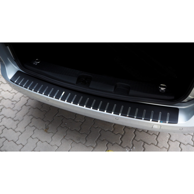 Protection de seuil de coffre Volkswagen Crafter de 2011 à Décembre 2016 - Acier + Feuille de carbone
