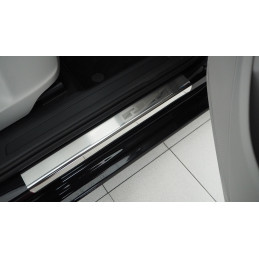 Protection de seuil de porte Nissan NV200 à partir de Novembre 2009 - Acier